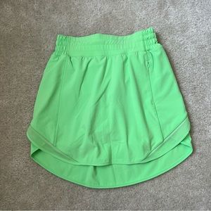Lululemon Hotty Hot High-Rise Skirt SZ 2
